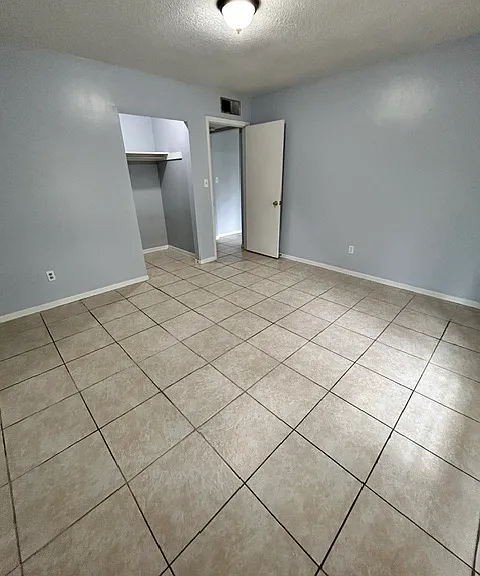 637 Herb Hudson Ct — Photo 5
