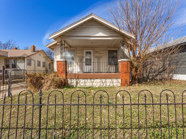 1011 S Marys Dr, Wichita, KS 67213