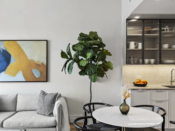 222 East Broadway image 3 of 12