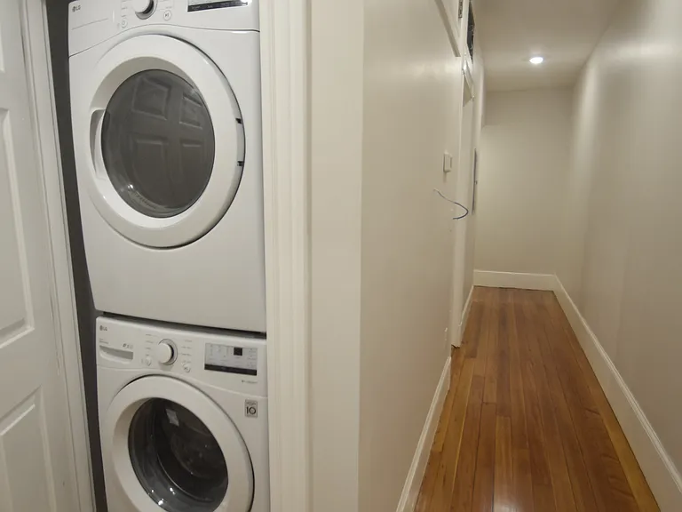 31 Harvard St #2 — Photo 11