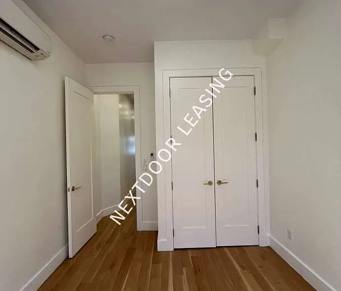 50 Grace St #1 — Photo 9