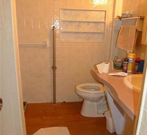 2nd image of 3515 SE 36th Ave