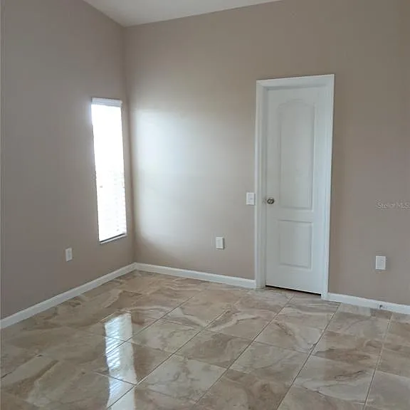 7724 Outerbridge St — Photo 11