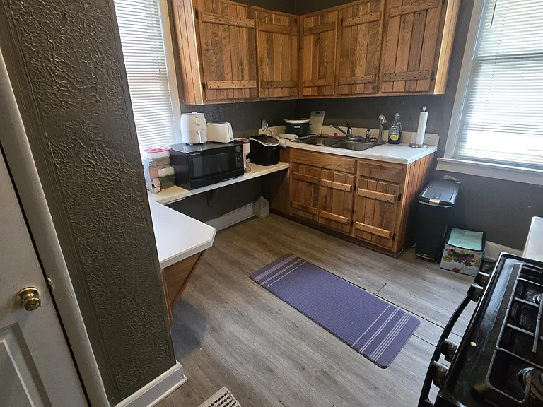 670 Willey St — Photo 10