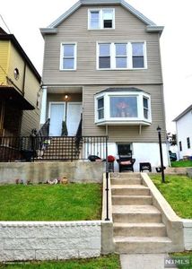 81 Chestnut St, Garfield, NJ, 07026