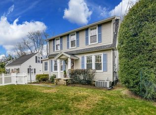 285 West Ave, Darien, CT 06820