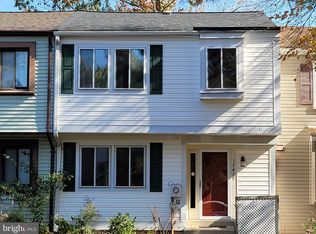 17427 Hoskinson Rd, Poolesville, MD 20837