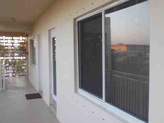 5th image of 10001 W Bay Harbor Dr APT 402