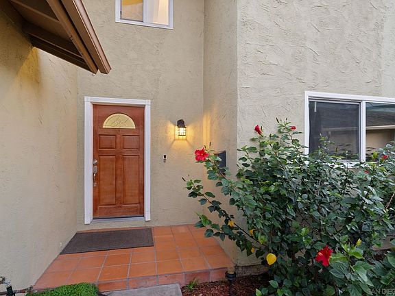 4th image of 10951 Gayola Ln