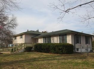 1609 Ely Dr, El Dorado Springs, MO 64744
