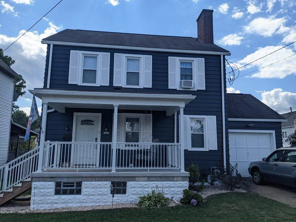330 Arch Ave photo 1
