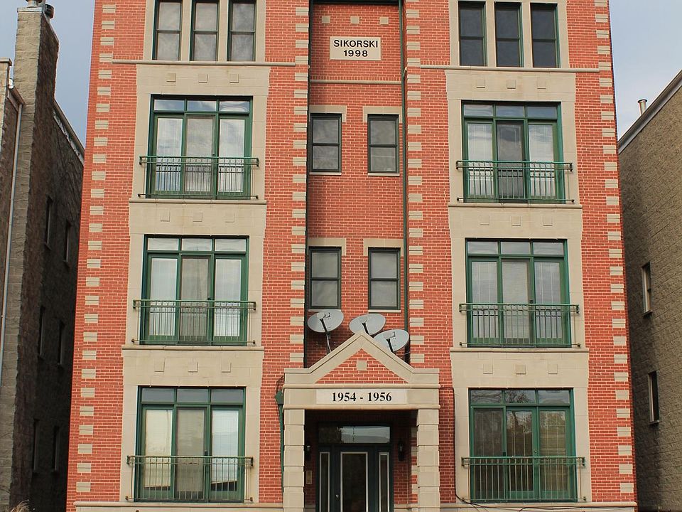 1st image of 1954 W Diversey Pkwy #1W