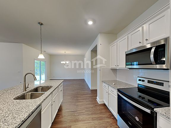 3rd image of 6237 Bridlewood Ln