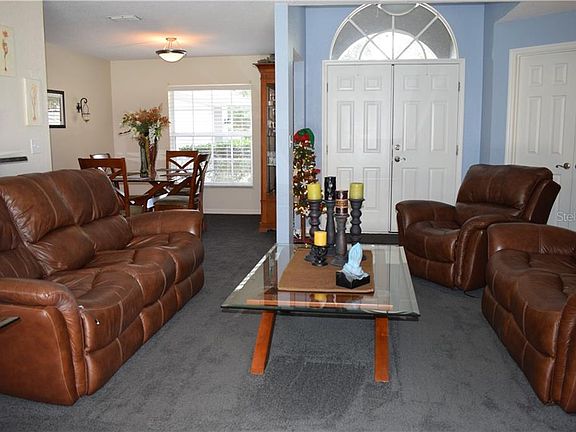 3rd image of 2731 La Vista Dr