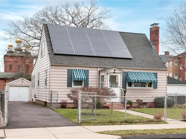 24 Casco Street, Hartford, CT 06114