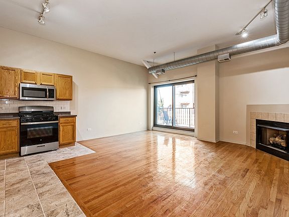 4th image of 1000 E 53rd St Unit 302