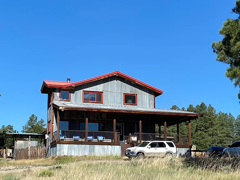 210 Stagecoach Ln — Photo 2