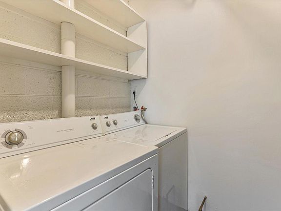 5th image of 982 E Downington Ave #982