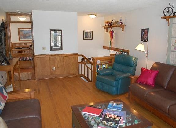 3rd image of 11635 Square Lake Trl N