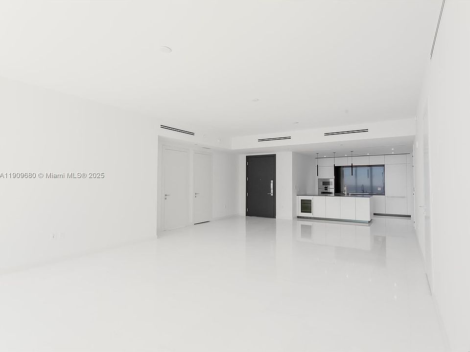 1st image of 300 S Biscayne Blvd #1907-1907W