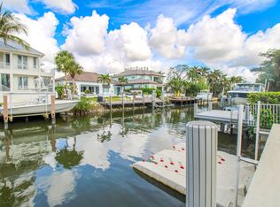1353 Pelican Ave, Naples, FL 34102