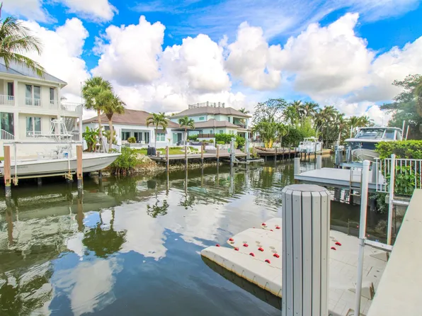 1353 Pelican Ave, Naples, FL 34102