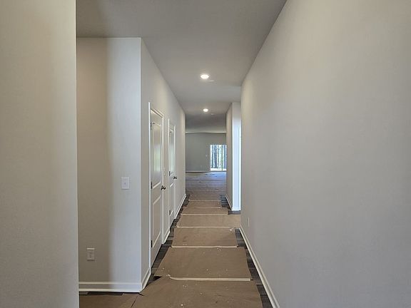 5th image of 229 Swan Lake Rd