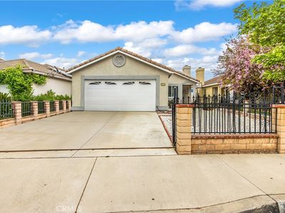 916 Award Dr, Colton, CA, 92324