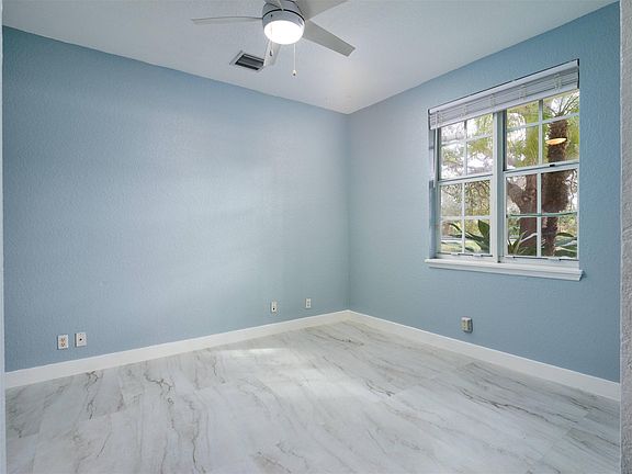 2nd image of 463 Schoolhouse Road