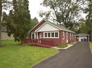 1415 N Eagle St, Naperville, IL 60563