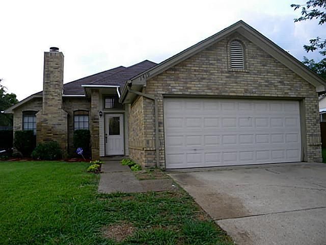 1st image of 1419 Endicott Dr