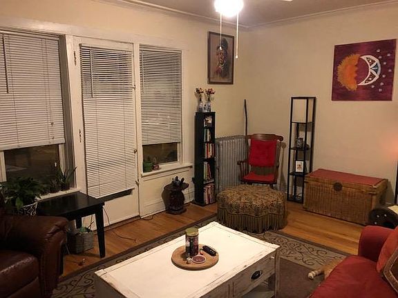 5th image of 2200 W Wilson Ave #1