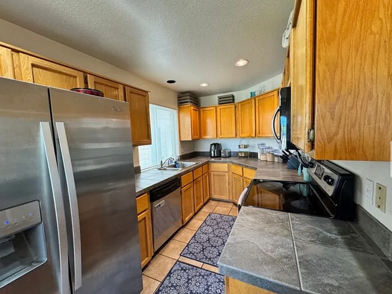SW Trachsel Dr — Photo 16
