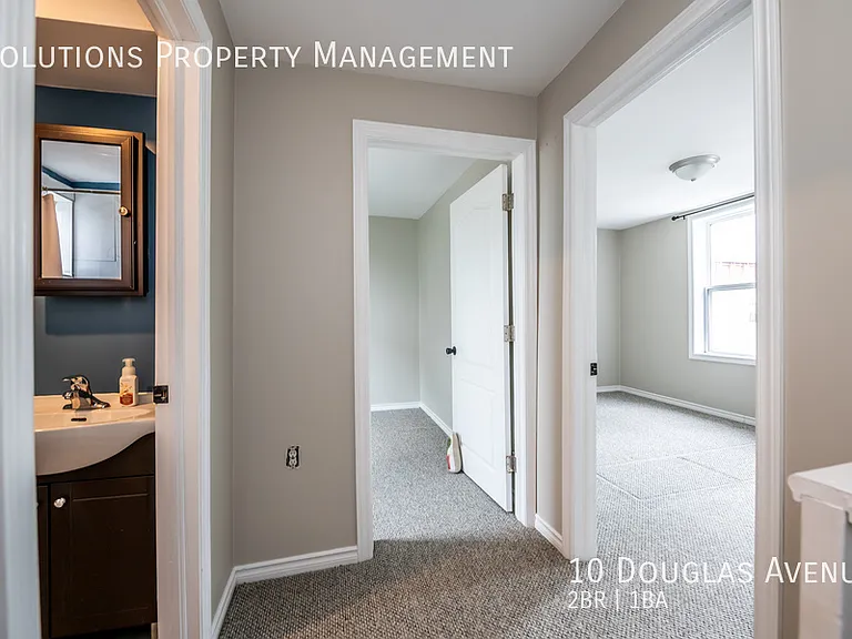 10 Douglas Ave — Photo 14