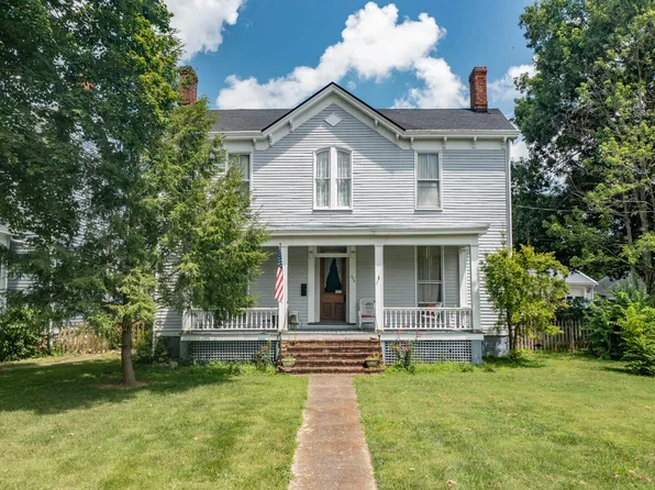 256 W 2nd St, Paris, KY 40361