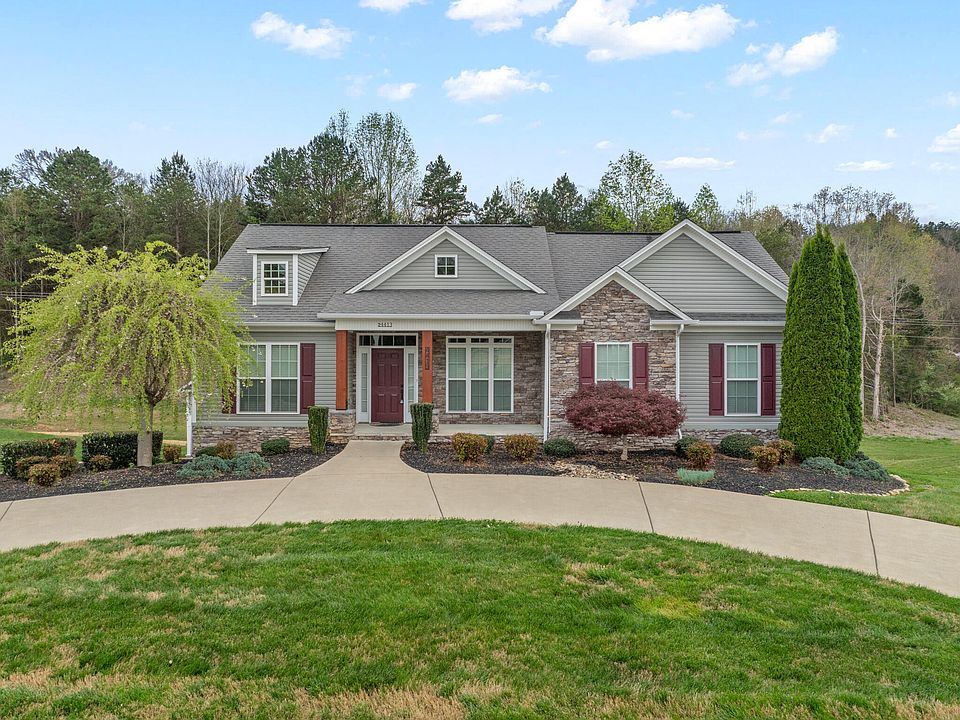 1st image of 4413 Old Colony Ln