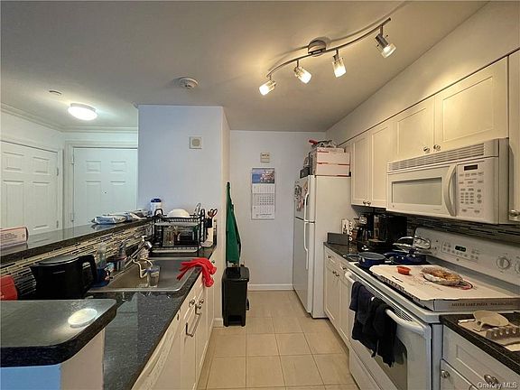 3rd image of 300 Mamaroneck Ave APT 716