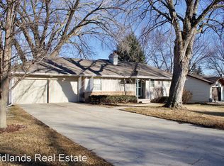 1913 S 122nd Ave, Omaha, NE 68144