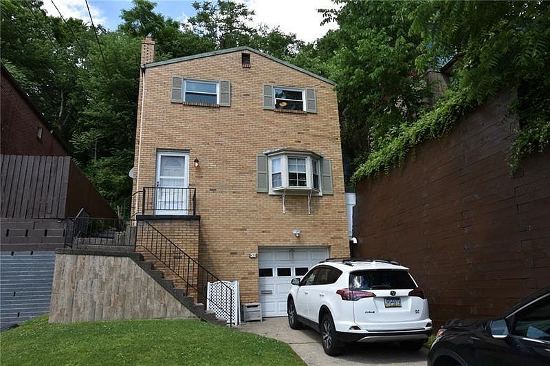 1st image of 435 Elmer St
