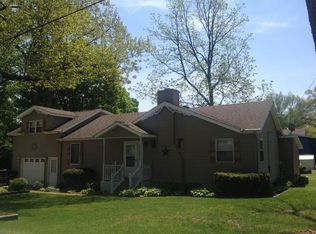 110 Country Club Dr, La Porte, IN 46350