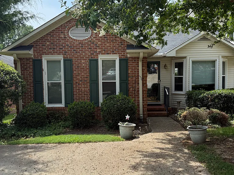 309 Angie Dr — Photo 13