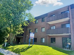 68 Suncoast Dr E #52, Goderich, ON N7A4H7