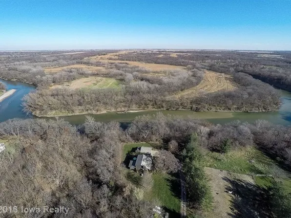 30438 Little Pine Ln, Adel, IA 50003