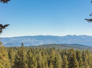 11910 Rhineland Ave, Truckee, CA 96161