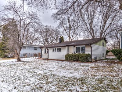 1416 Kings Rd, Carpentersville, IL, 60110