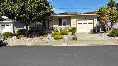 371 Heather Way Photo 1