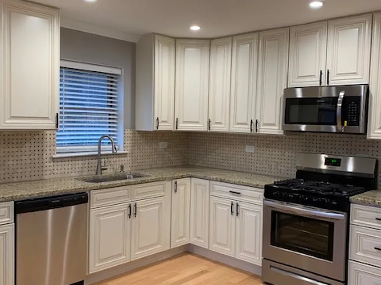 8224 N Knox Ave #B — Photo 7