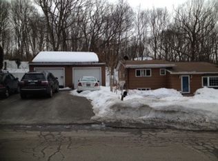 80 Stendahl Dr, Shelton, CT 06484