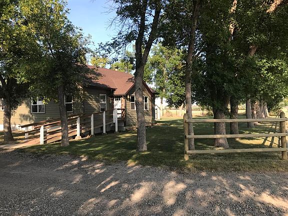2nd image of 21 Haven Ln