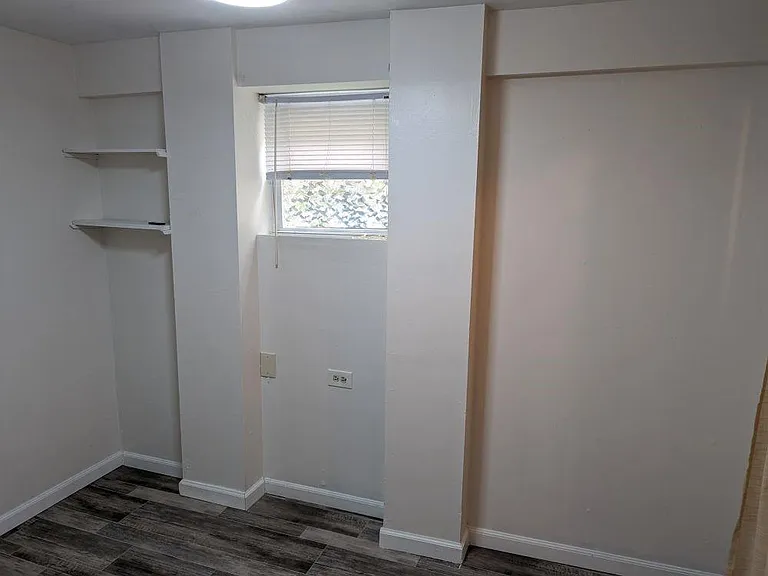 3239 N Southport Ave #RG — Photo 7